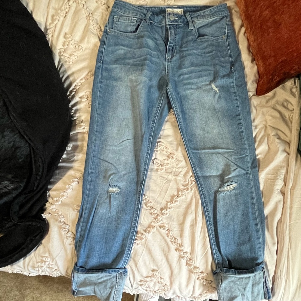 Francesca’s Harper capri jeans